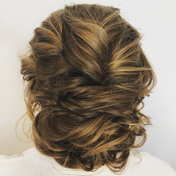 Onsite airbrush bridal makeup for a radiant, natural look in Richmond – BRIDEface Richmond